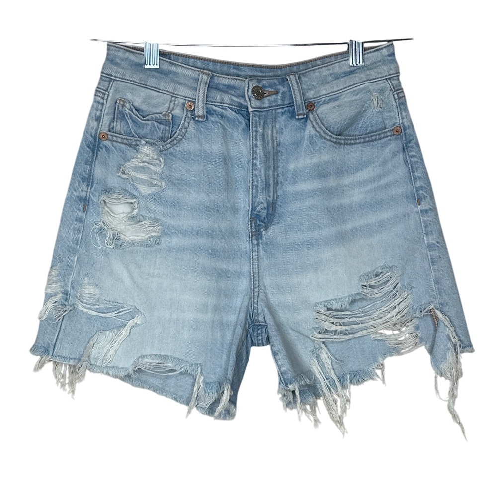 American Eagle Outfitters‎ Distressed Ripped Jeans Shorts Size 2 light wash